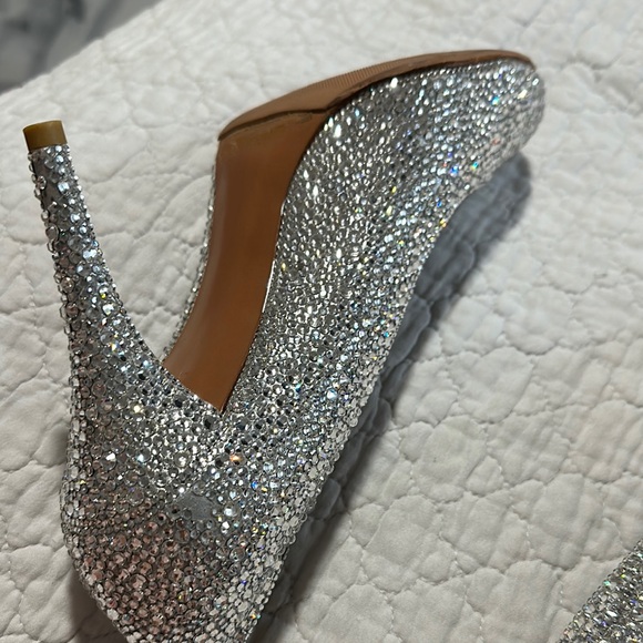 Stuart Weitzman Silver Swarovski Pumps sz 10 - Picture 9 of 15